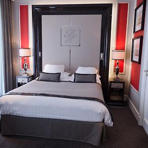Superior Zimmer mit Kingsize-Bett